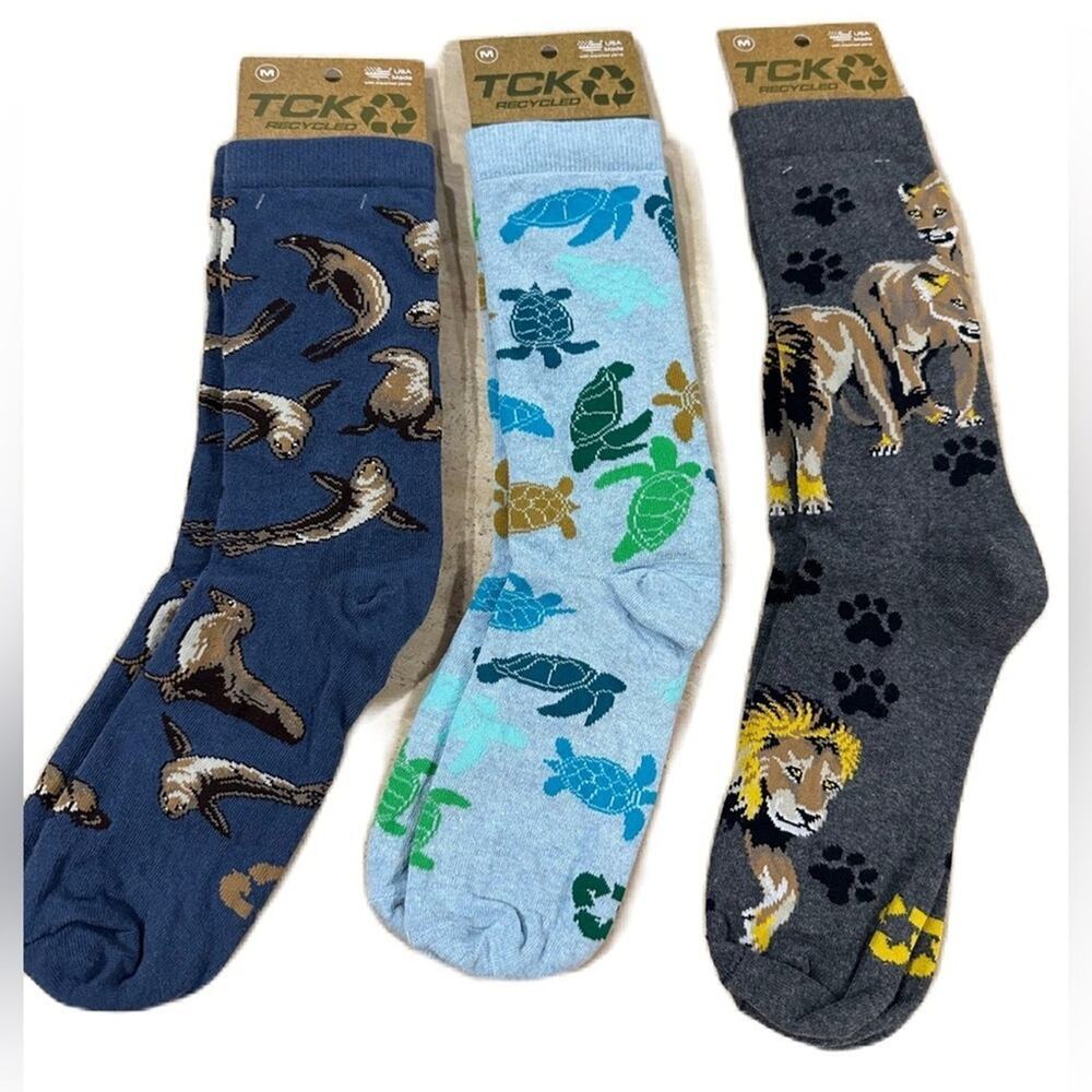 3 Pair TCK Recycled Animal Novelty Crew Socks Lions Turtles Sea Lions NWT Size M